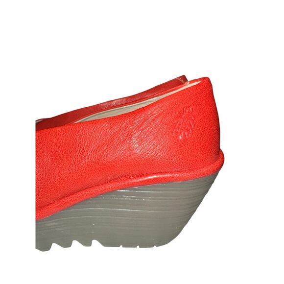 Fly London Yaff Red Peep Toe Wedge Sandals Women’s Size 9 - Picture 2 of 8